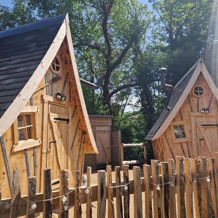 Les Cabanes Feeriques Du Cheix Saint-Diery Exterior photo